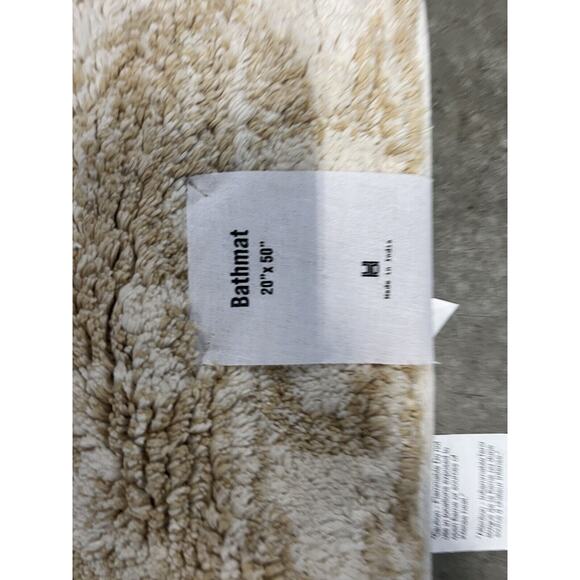 Urban Outfitters Sienna Kilim Bath Mat 20” L x 50” W Apricot - Picture 5 of 7